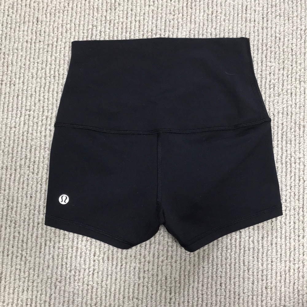Lululemon size 2 EXCELLENT CONDITION
